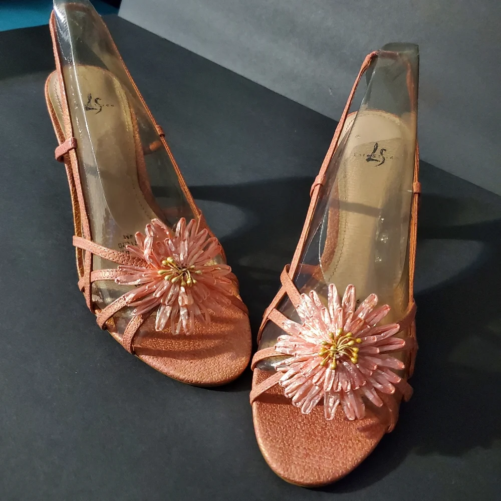 Heels - Picture 9 of 9
